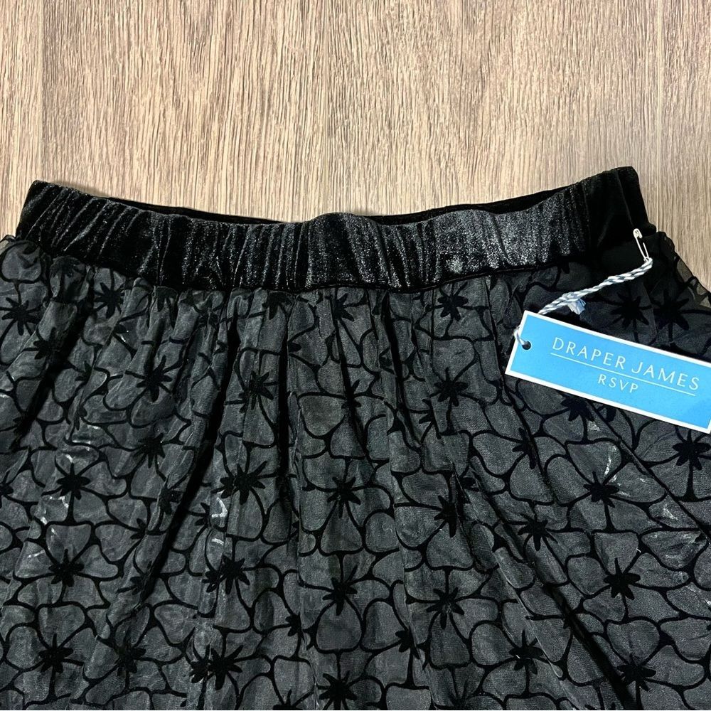 NWT Draper James Black Floral Velvet Burnout A-Line Skirt Holiday Tulle Size L - Picture 4 of 9
